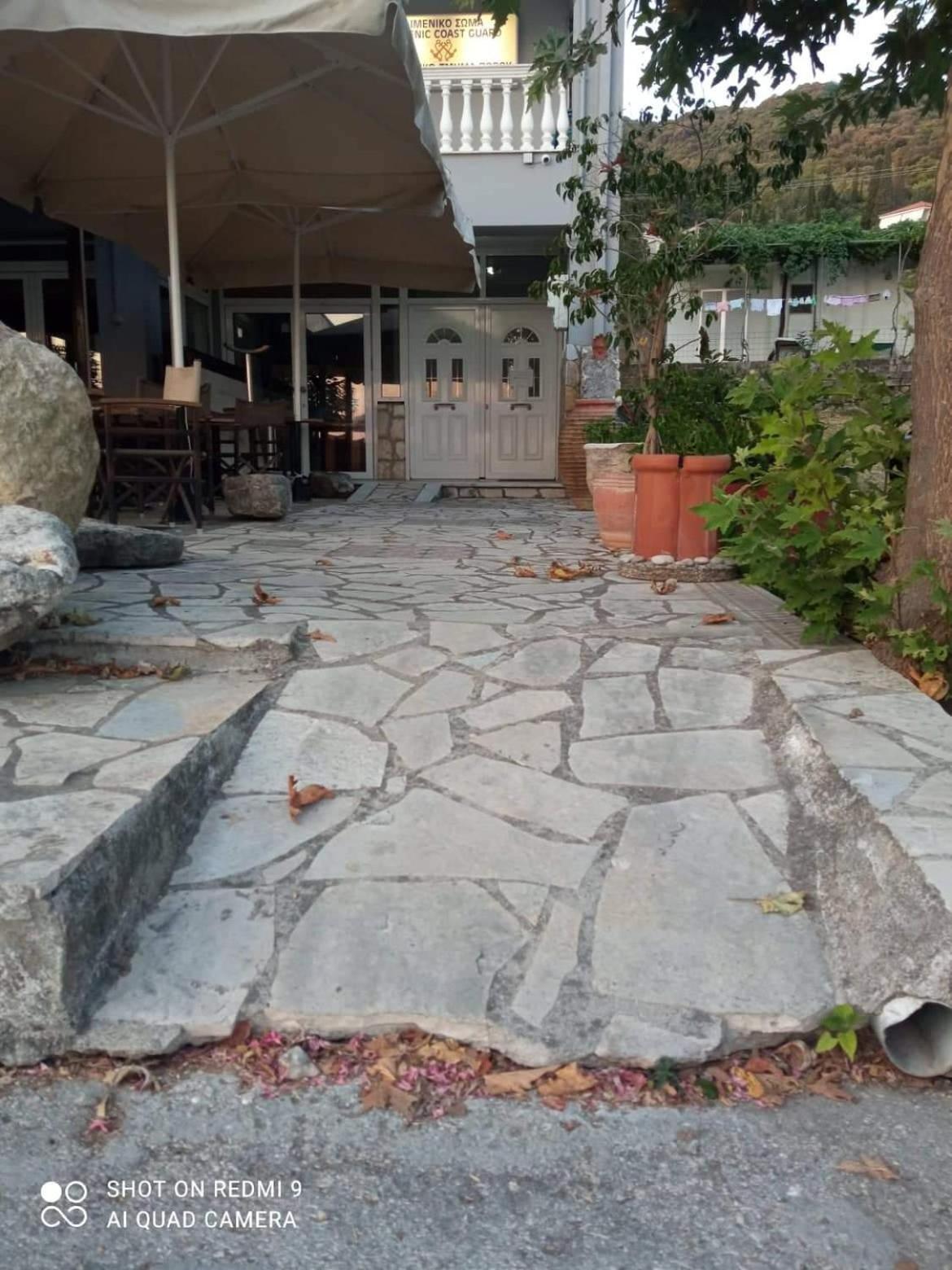 Vasilis Travlos Apartment Poros  Luaran gambar